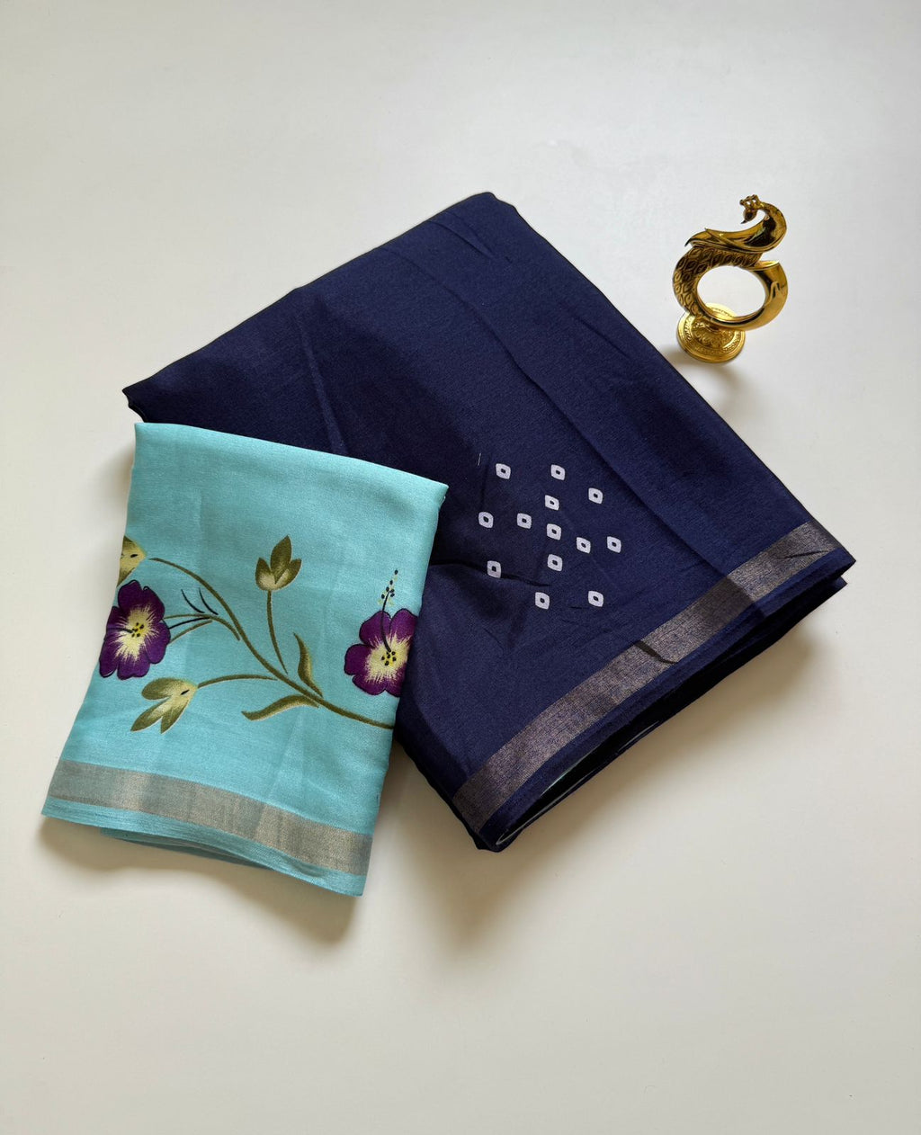 Mul cotton saree with degine in pallu print