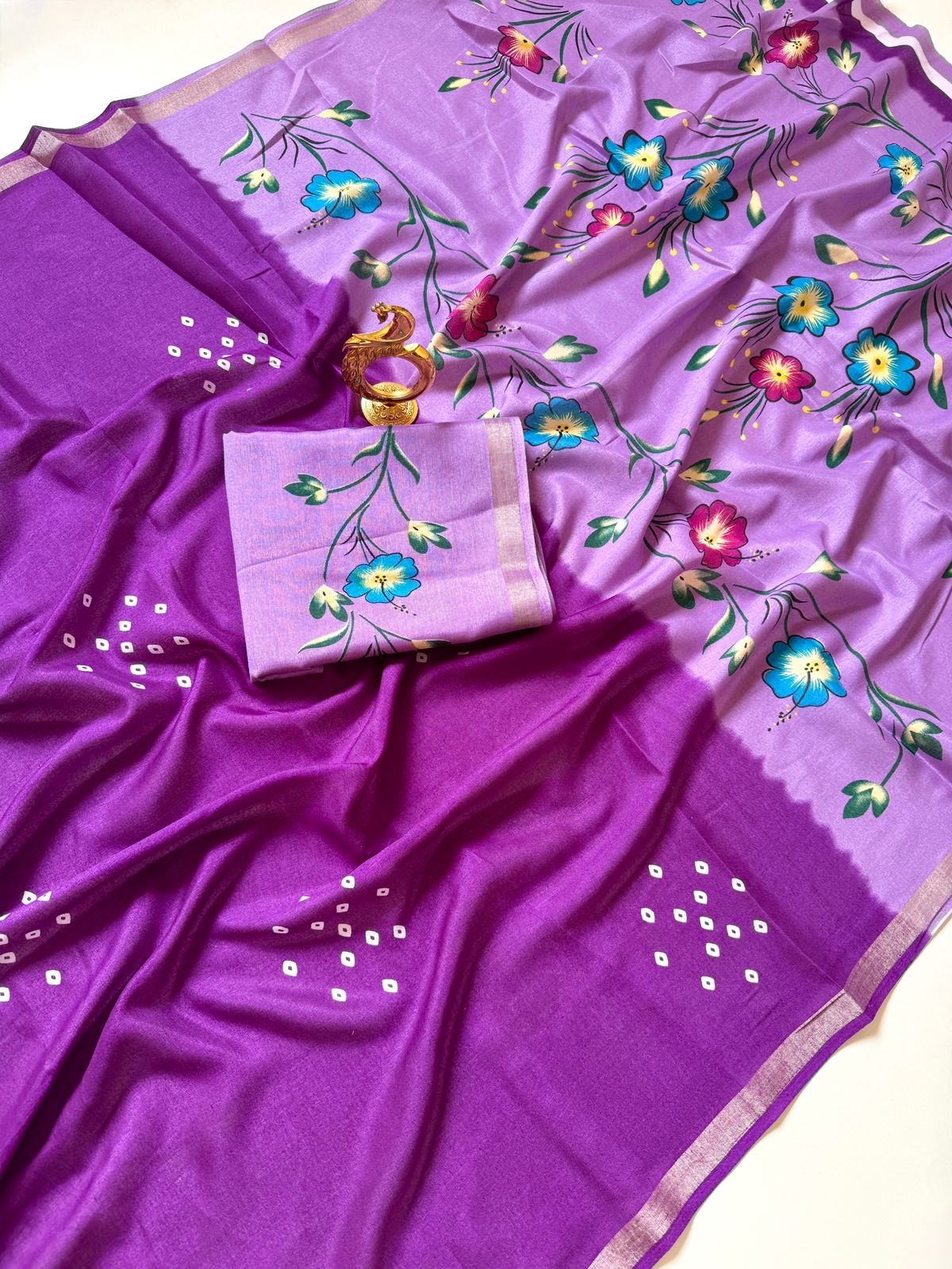 Mul cotton saree with degine in pallu print